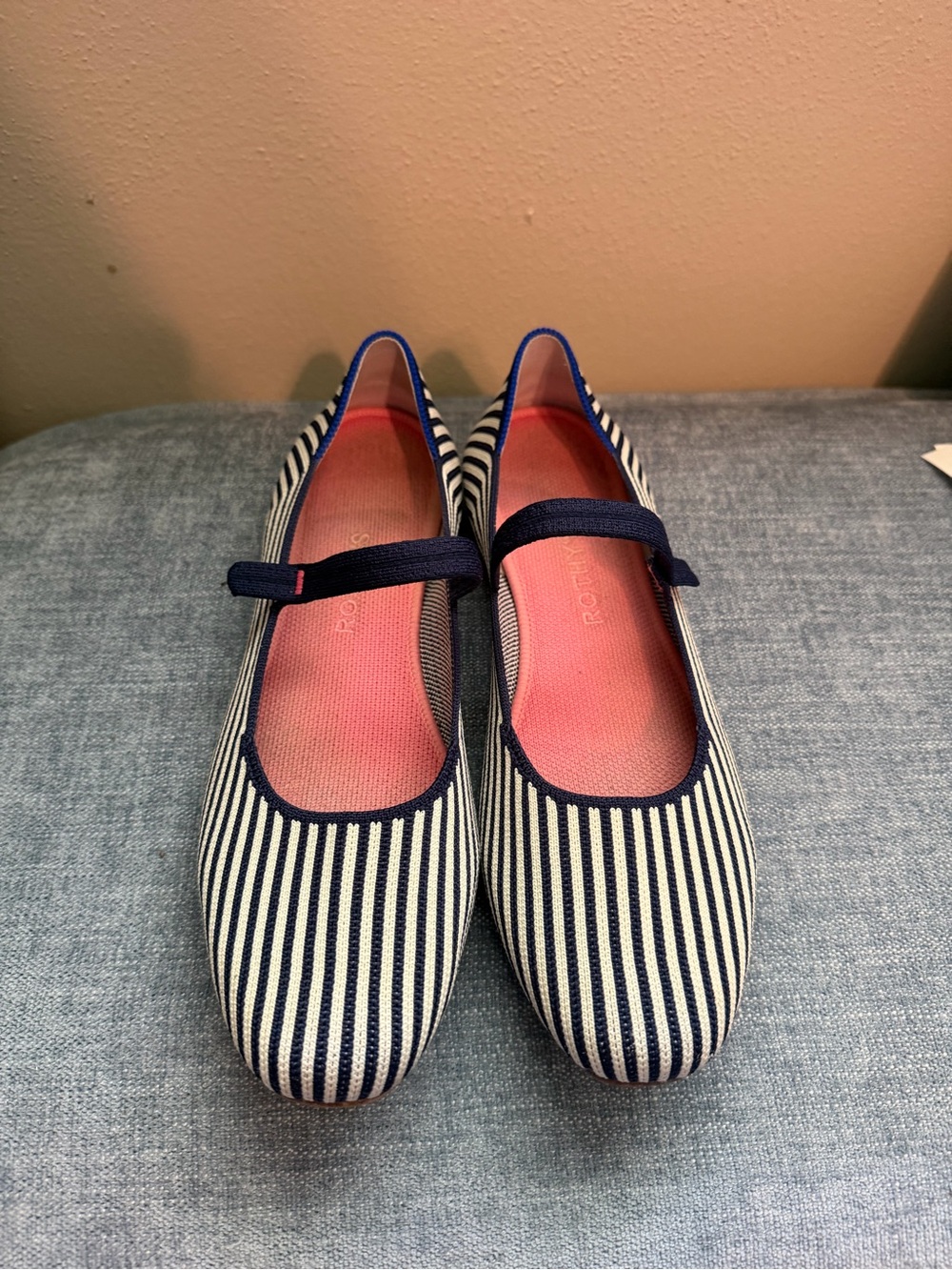 Rothys original Mary Jane, 10.5 - Picture 2 of 5